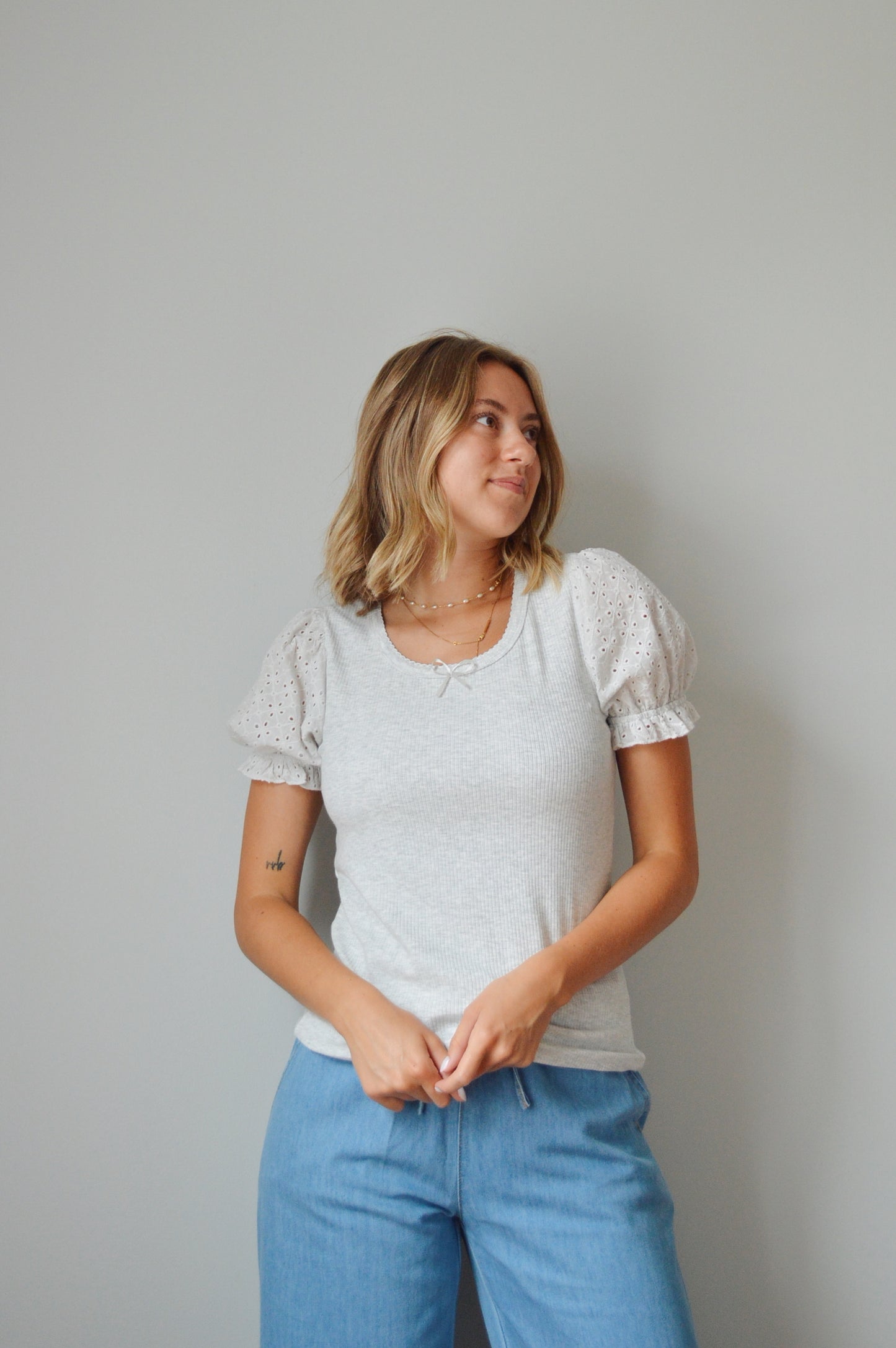 SALTY EYELET TOP