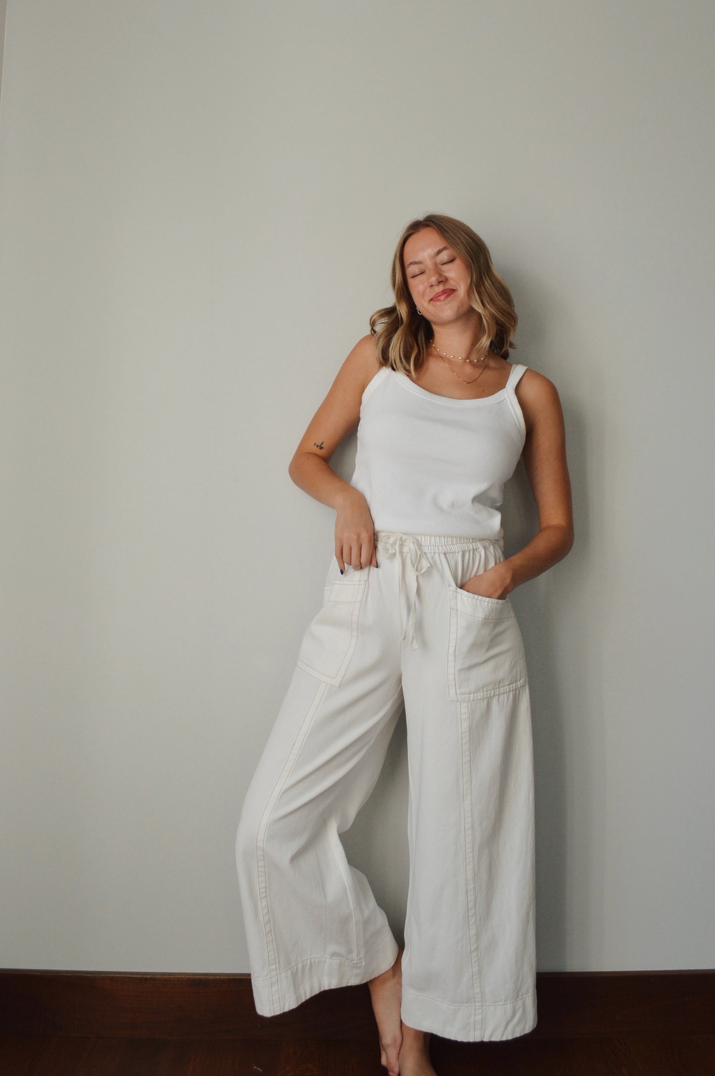 JUNIE CREAM WIDE LEG PANTS