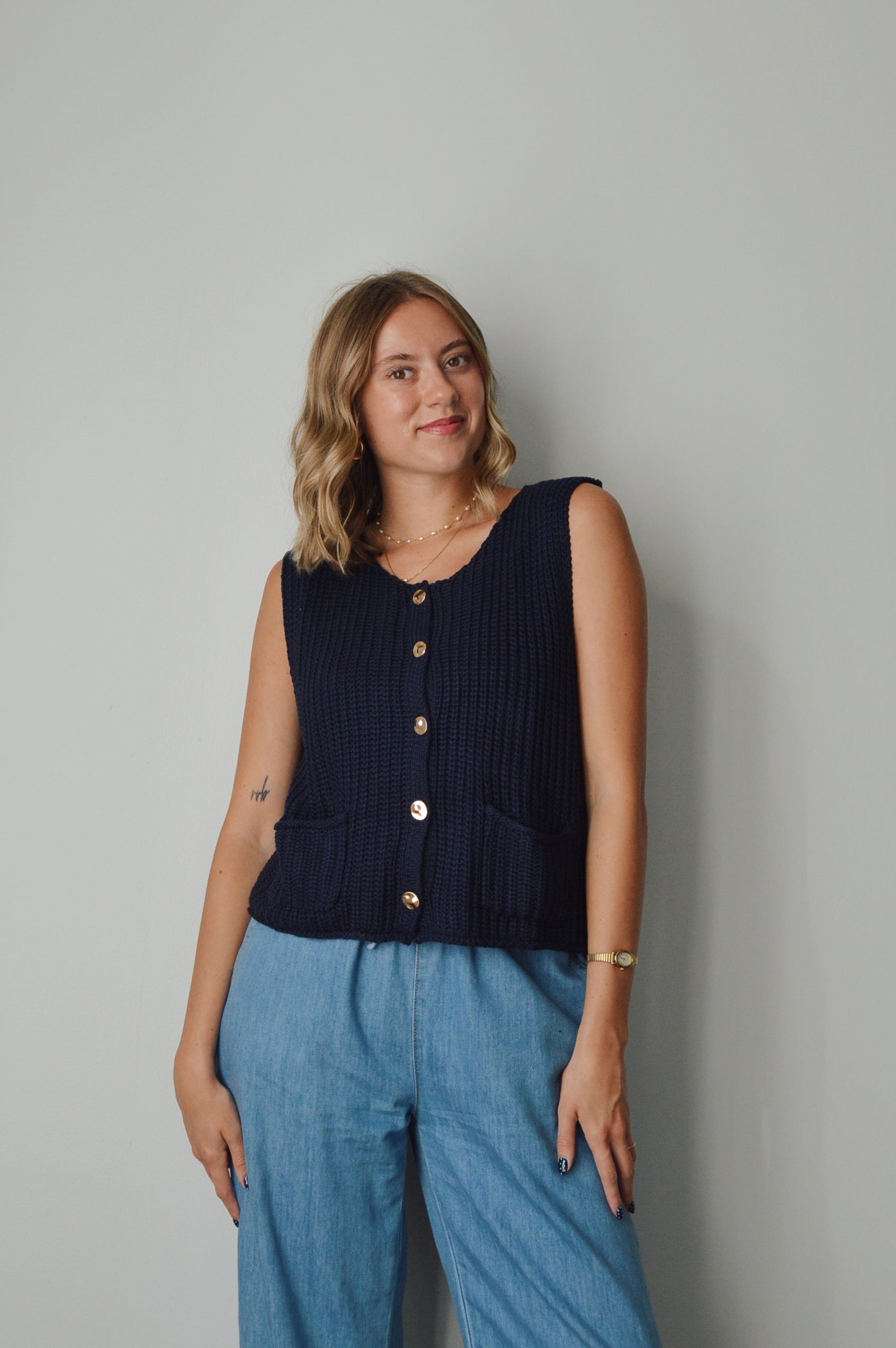 DEEP SEA BLUE KNIT VEST