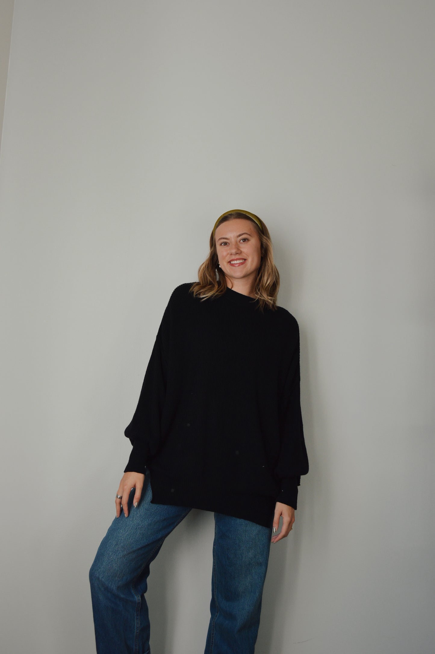 BACK TO THE BASICS BLACK SWEATER