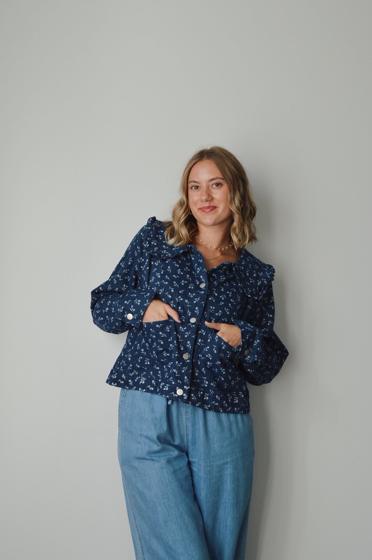 CLAUDIA FLORAL DENIM JACKET