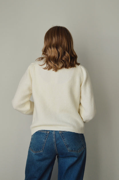 CRISP FALL DAY CARDIGAN