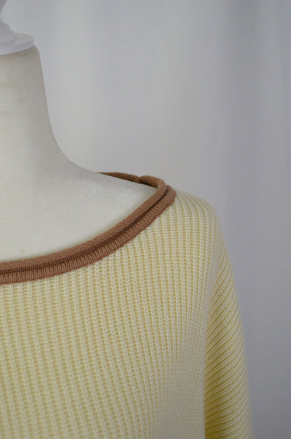 + SCALLOP HEM SWEATER