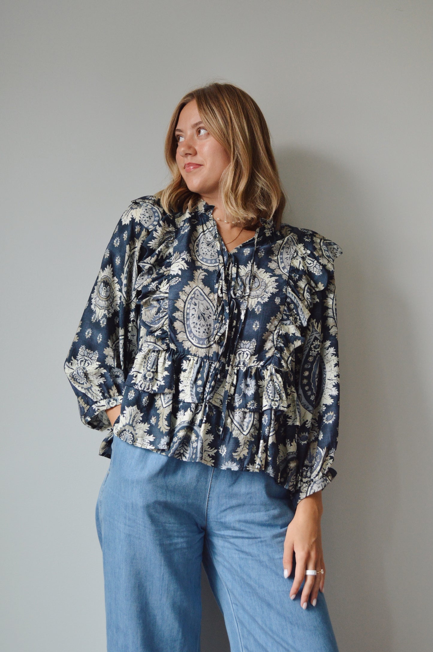 HEIRLOOM NAVY BLOUSE