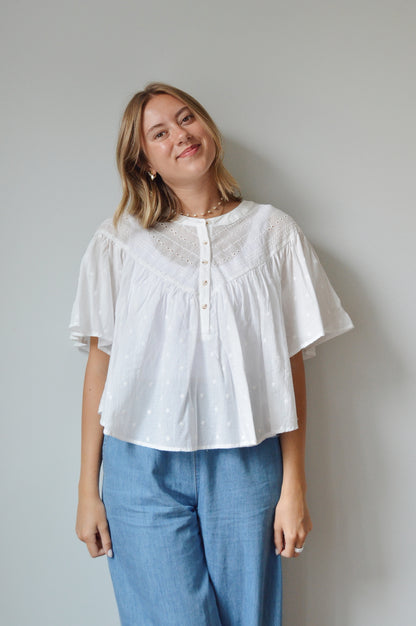 SEASHELL WHITE BLOUSE