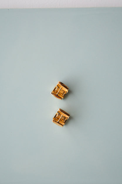squared up clicker earrings
