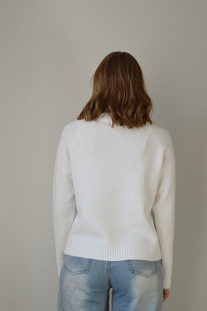 SNOW FLURRIES CLASSIC SWEATER