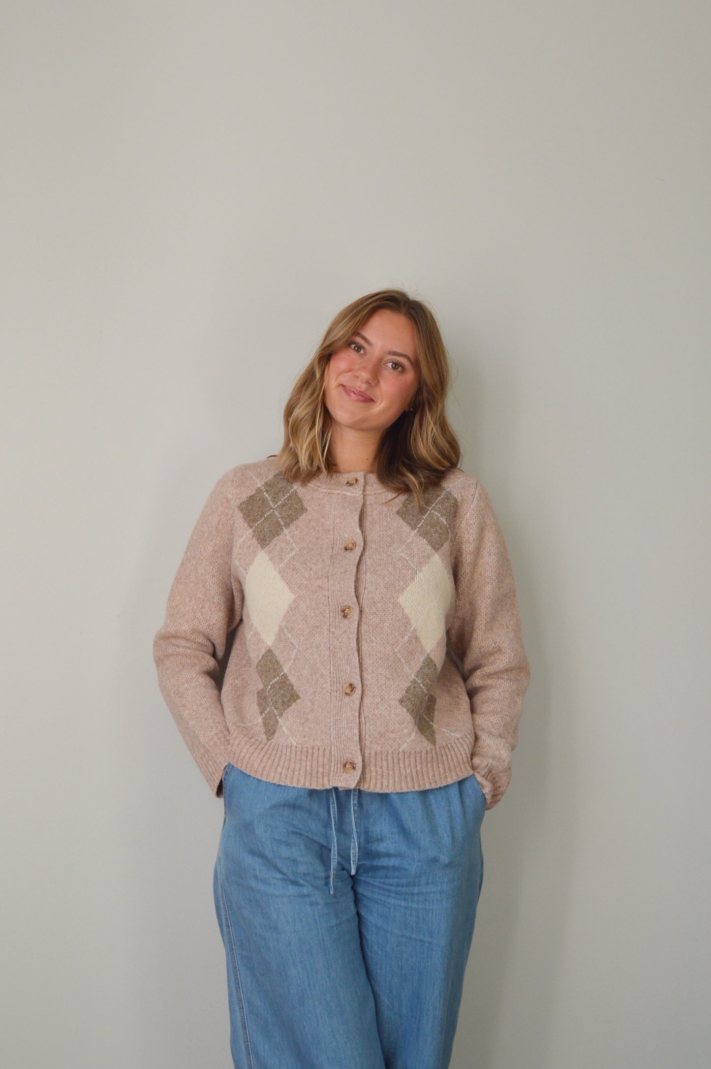 PREPPY ARGYLE CARDIGAN