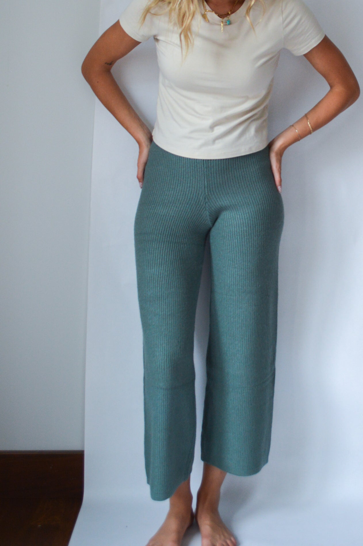 EVERGREEN KNIT SWEATER PANTS