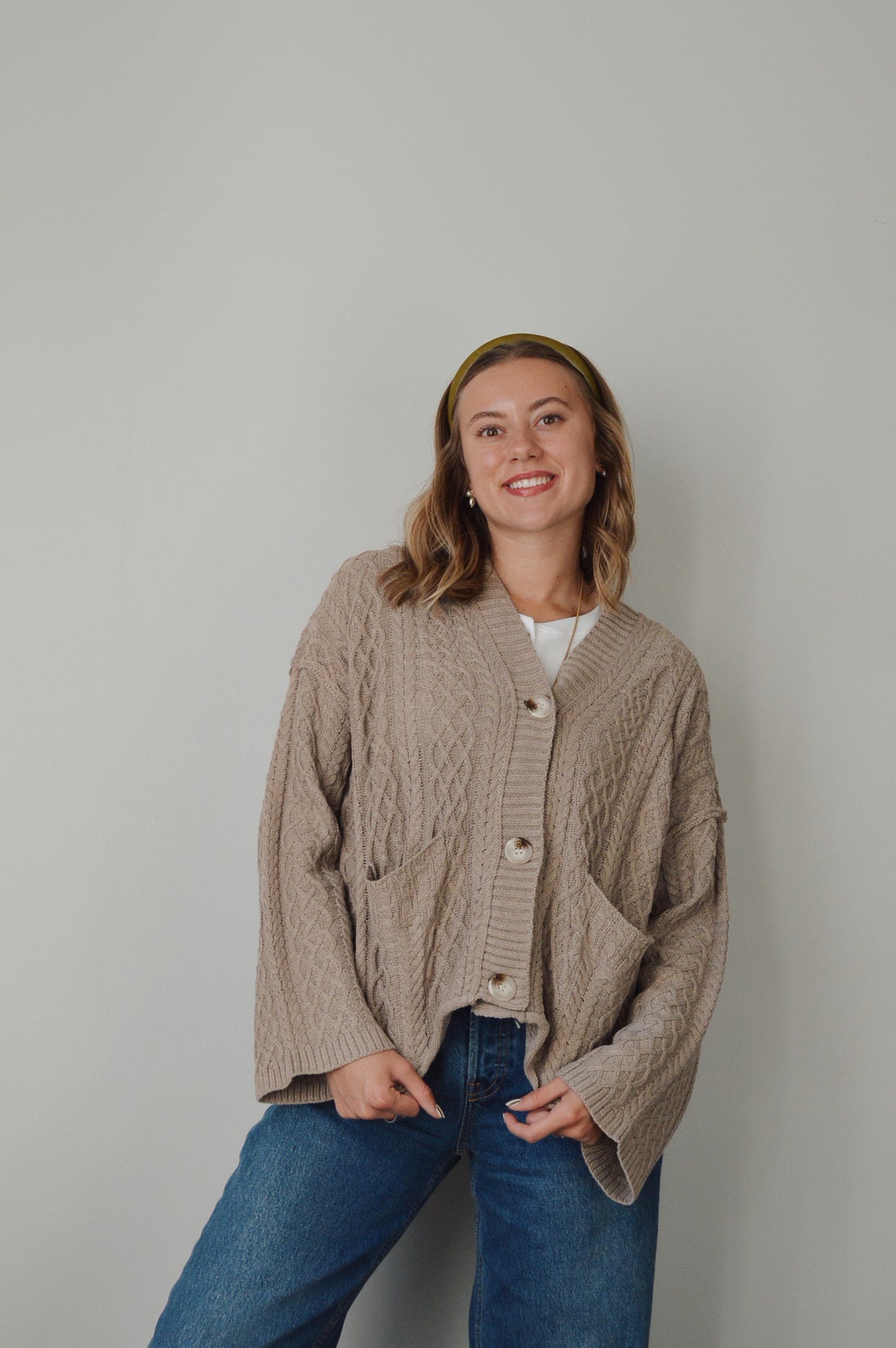 WALNUT CREEK CABLE KNIT CARDIGAN