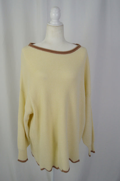 + SCALLOP HEM SWEATER