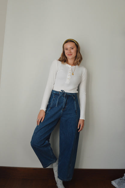 WALK IN THE PARK WIDE LEG JEANS