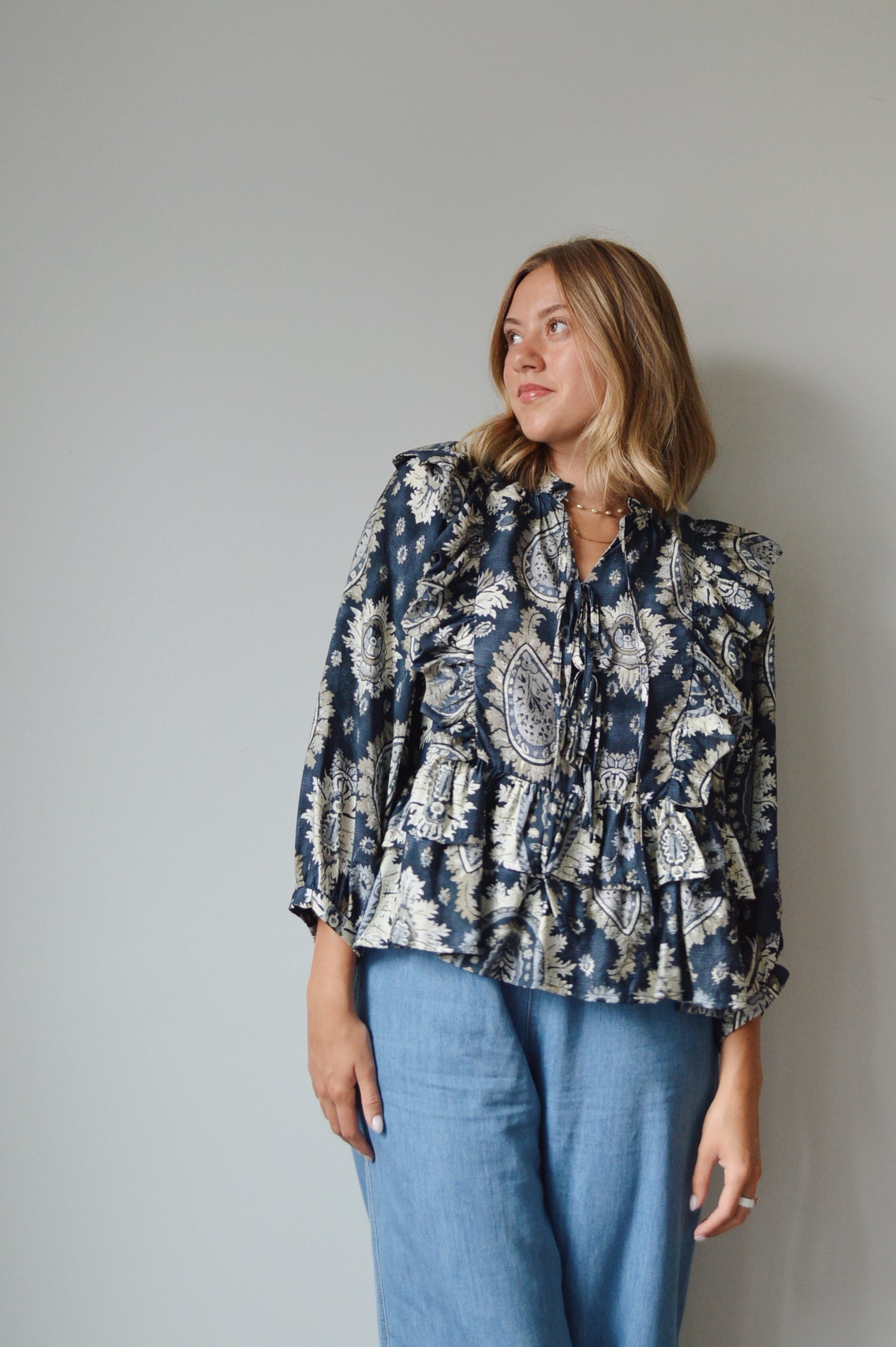 HEIRLOOM NAVY BLOUSE