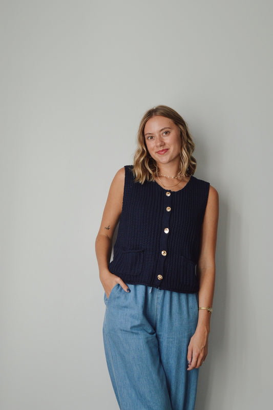 DEEP SEA BLUE KNIT VEST